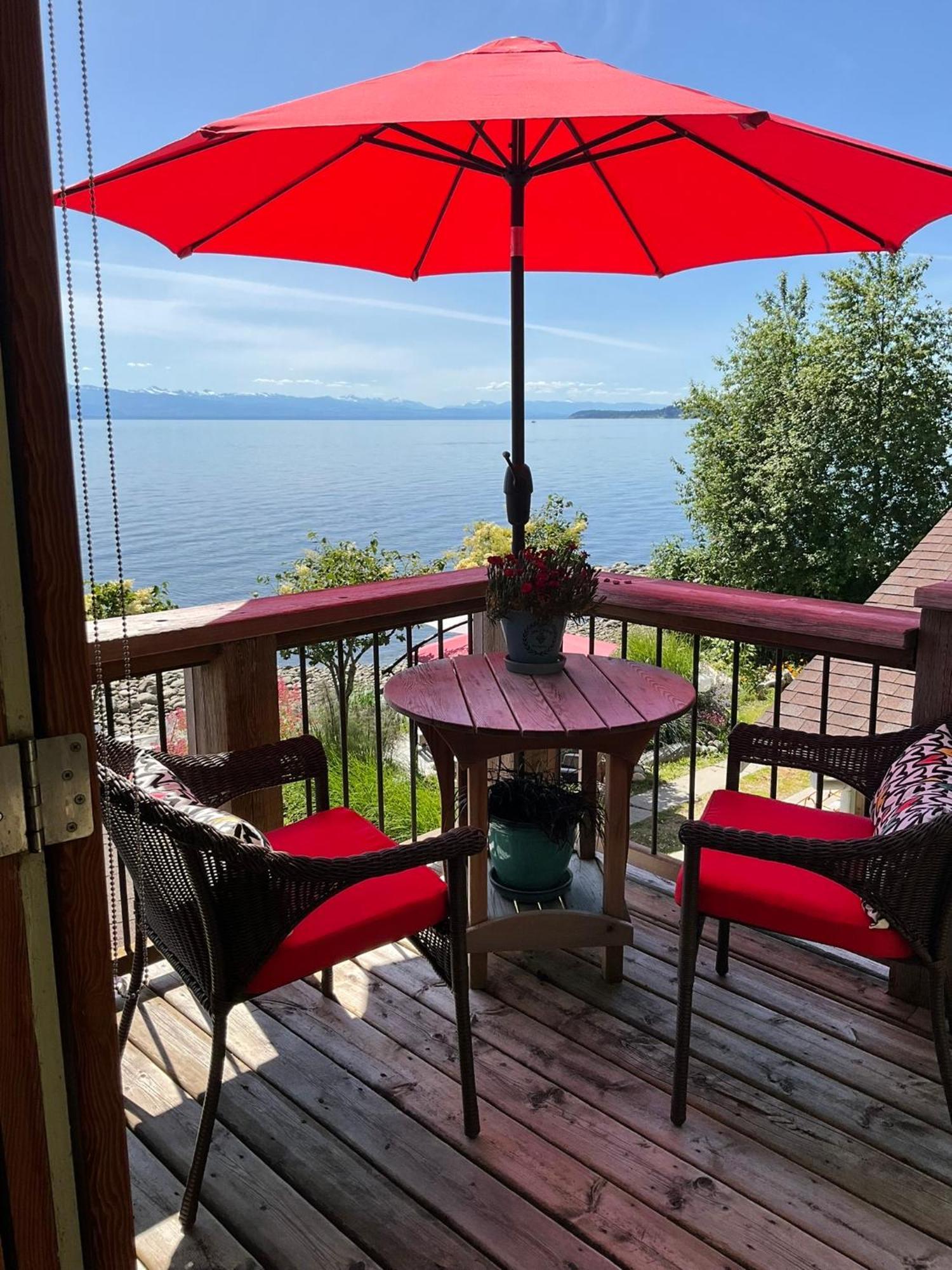 Blitz Beach House Oceanside Suite Powell River Buitenkant foto